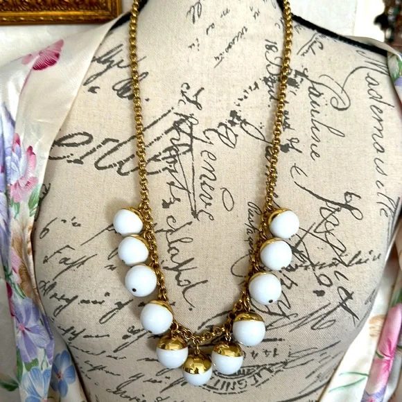 Jcrew white balls and gold tone charm 26” with 4” extension stunning necklace - Picture 2 of 13
